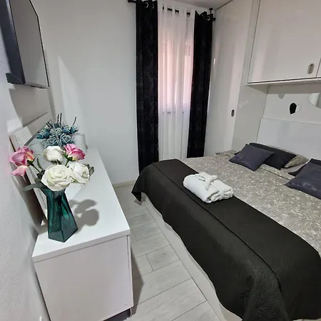 Slavica Apartment Sibenik