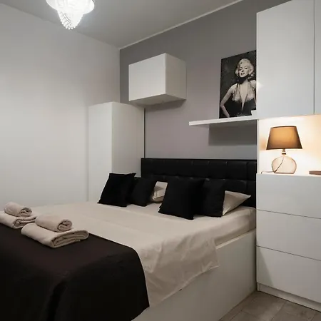 Slavica Apartment *