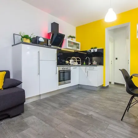 Slavica * 希贝尼克